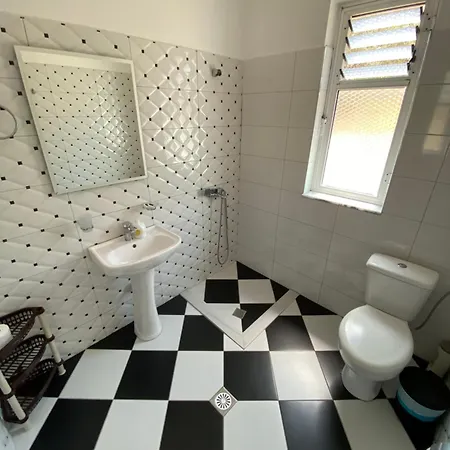 Pensjonat The Cozy Ksamil