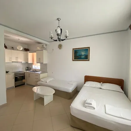 The Cozy 3* Ksamil